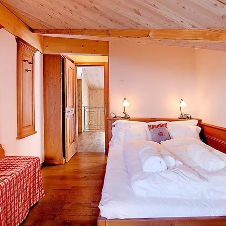 Holiday home Sleeps 10 Wifi Zermatt